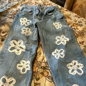 The Ragged Priest High Rise Relaxed fit bud jean. Size 28.